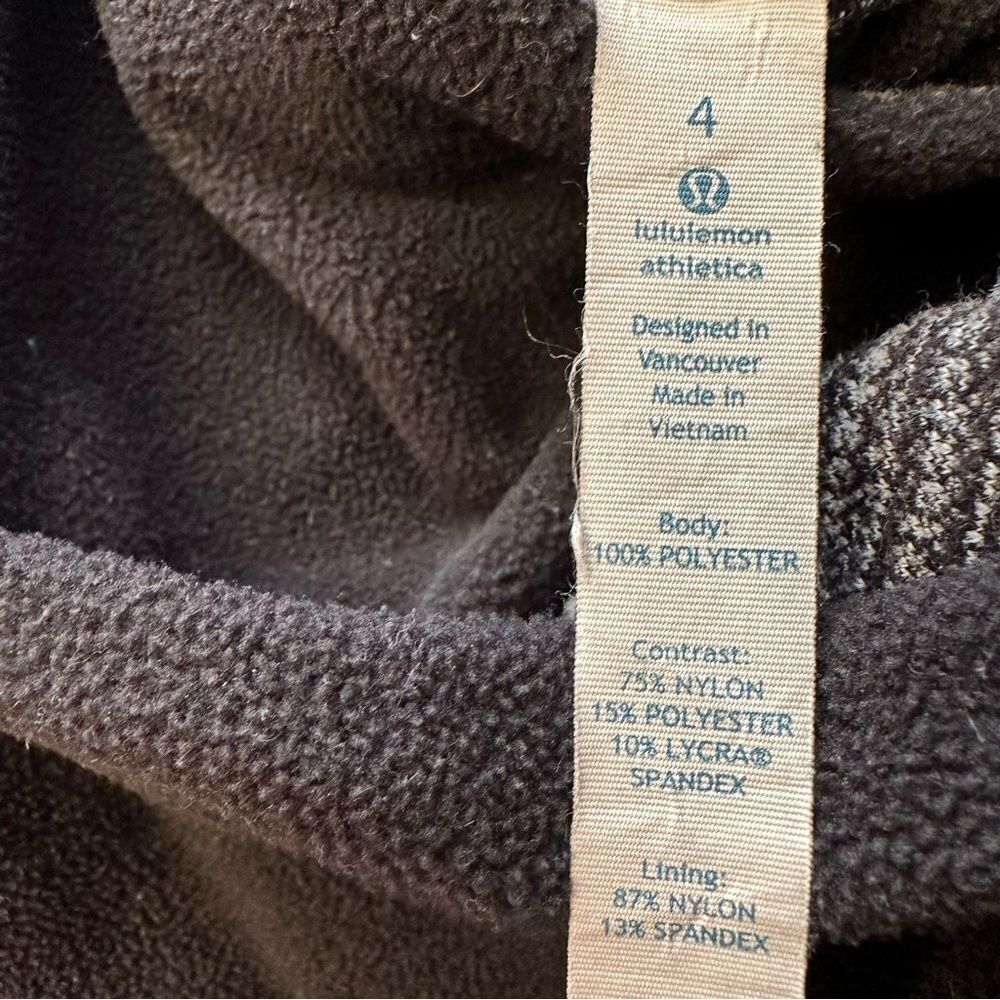 Lululemon women’s hooded Fleece pullover sweatshirt with hand covers size 4 - Picture 5 of 7